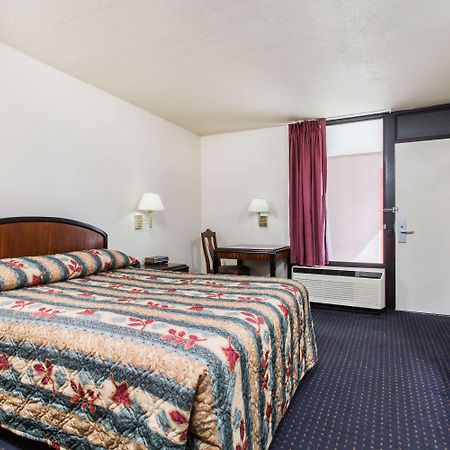 Knights Inn Virginia Beach Lynnhaven Esterno foto