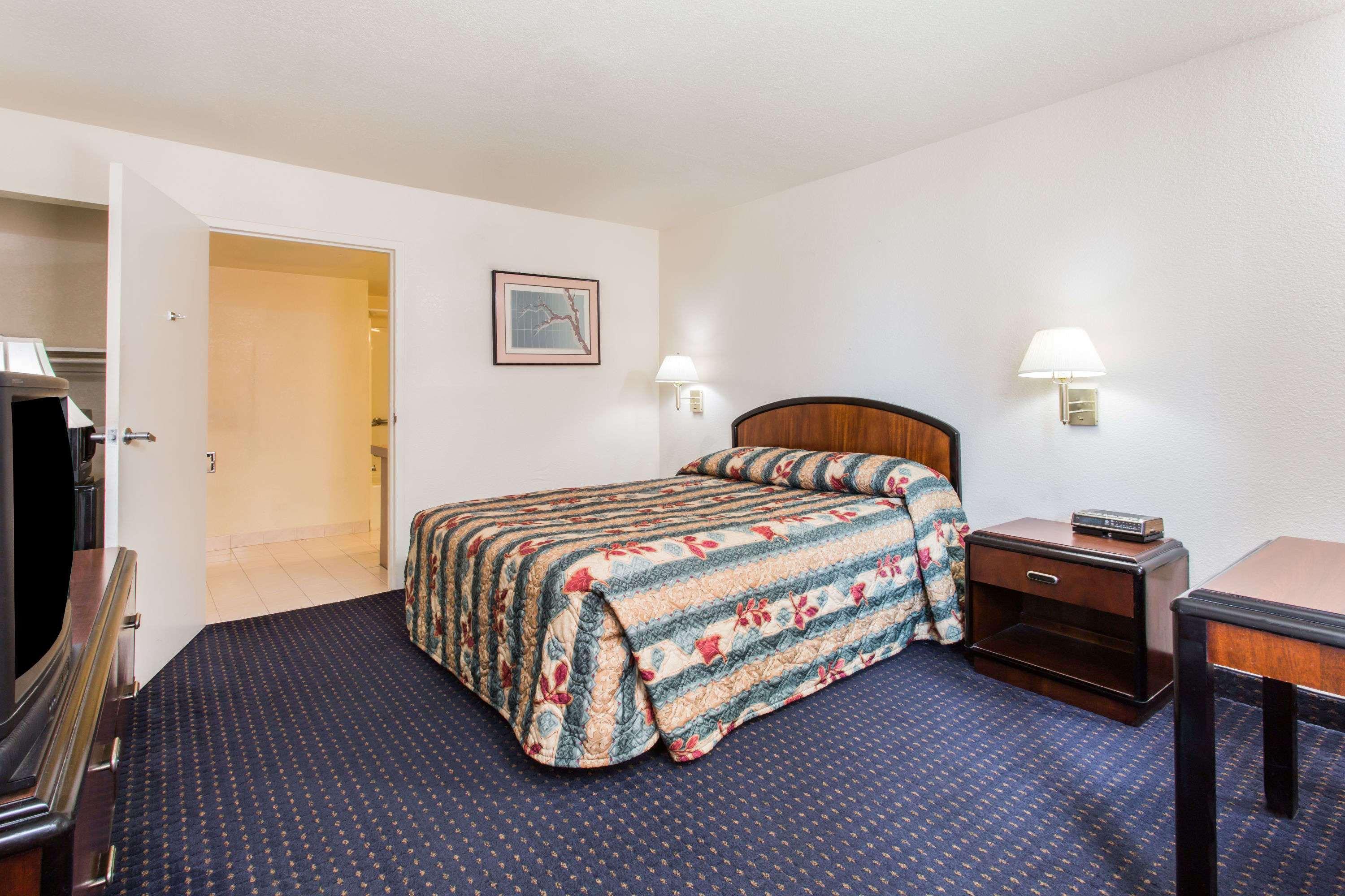 Knights Inn Virginia Beach Lynnhaven Esterno foto
